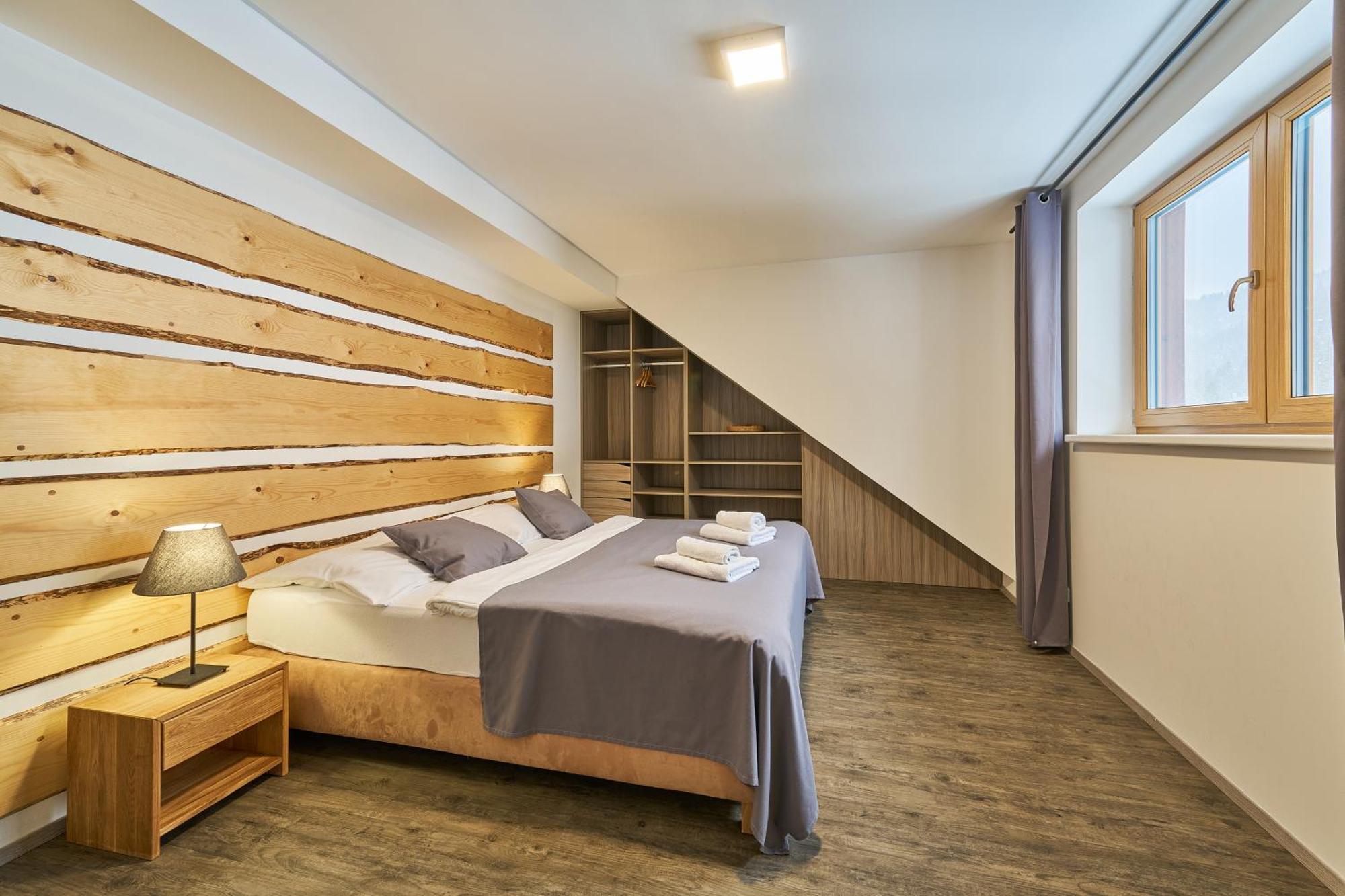 Hotel Obzor بيتس بود سنيزكو المظهر الخارجي الصورة