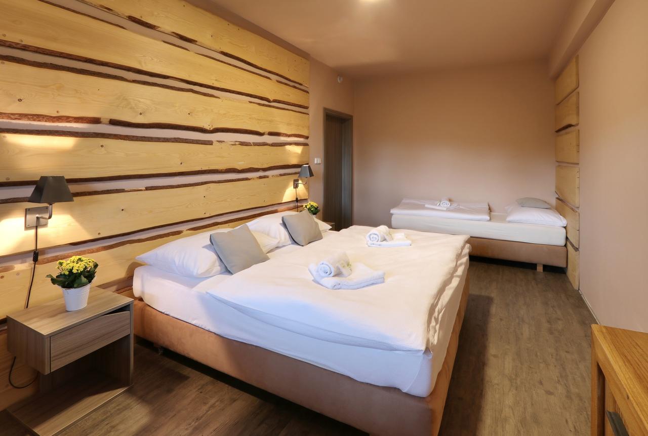 Hotel Obzor بيتس بود سنيزكو المظهر الخارجي الصورة